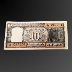 Alternative view of Extremely Rare 10 Rupee Black Boat Issue Bundle 100 Pieces Complete Serial Wise Packet Similar Gaddi Given Signature May Be Different