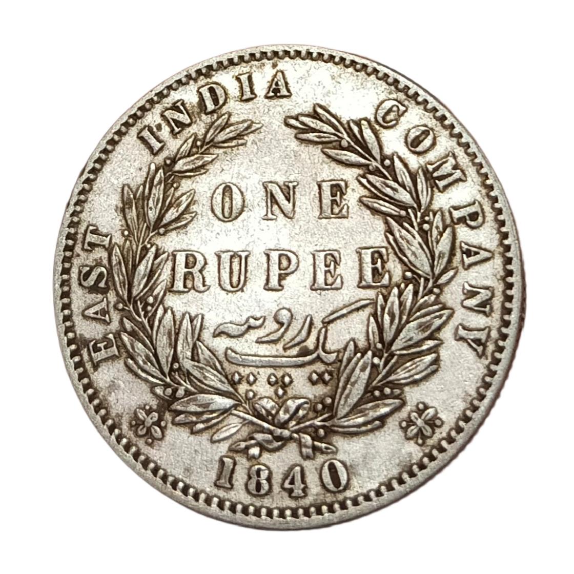 British India Silver Rupee Year 1840 “EIC” Queen DIVIDED LEGEND **SCARE** High Grade.