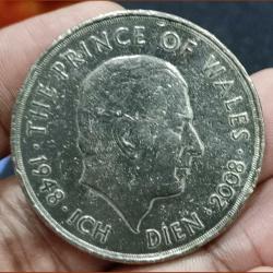 England 🇬🇧 5 Pound 2002 (The Prince of walls) big size Coin " Weight 28:28 Gram. Diameter 38.61 # sku 2