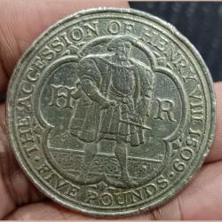 England 🇬🇧 5 Pound 2002 (the Accession of Henry VIII 1509) big size Coin " Weight 28:28 Gram. Diameter 38.61 # sku 31