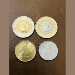 Alternative view of Set of 4 coins 75 azadi ka amrit mahotsav with year 2021 rare. Sku 401