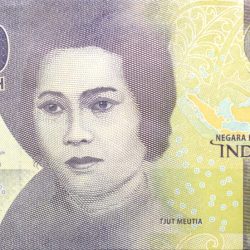 1000 Rupiah of Indonesia Country (AD 2016) with Tifa dance and Banda Neira