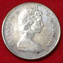 Alternative view of 1968 Canada 10 Cents - Elizabeth II 2nd portrait; Ottawa mint Weight 2.07 g #R144