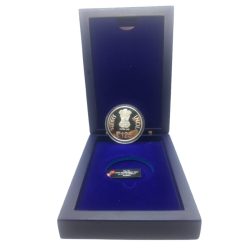 Alternative view of 125 Rupees Commemorative Proof Coin Set With Wooden Box 125th Departure Anniversary of Sri Shyamcharan Lahiree Mahasaya