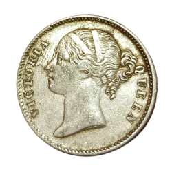 Alternative view of British India Silver Rupee Year 1840 "EIC" Queen DIVIDED LEGEND **V. SCARE** High Grade.