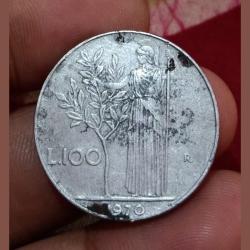 ITALY 100 LIRE Year 1970 REPUBLICA ITALIANA **SCARE** Collectable Grade.