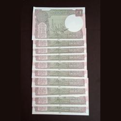 Alternative view of One Rs Notes Middle 786 Note Set Gem UNC Condition 10 Pcs Given