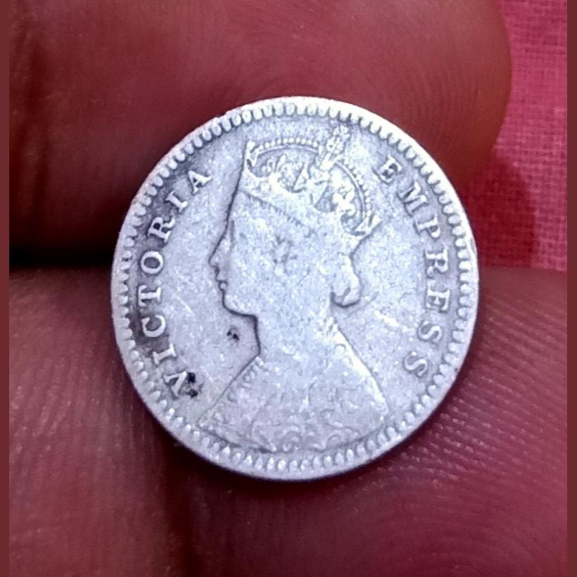 British India Silver 2 Anna's Year 1897 VICTORIA EMPRESS **VERY SCARE** High Collectable Grade. - Image 2