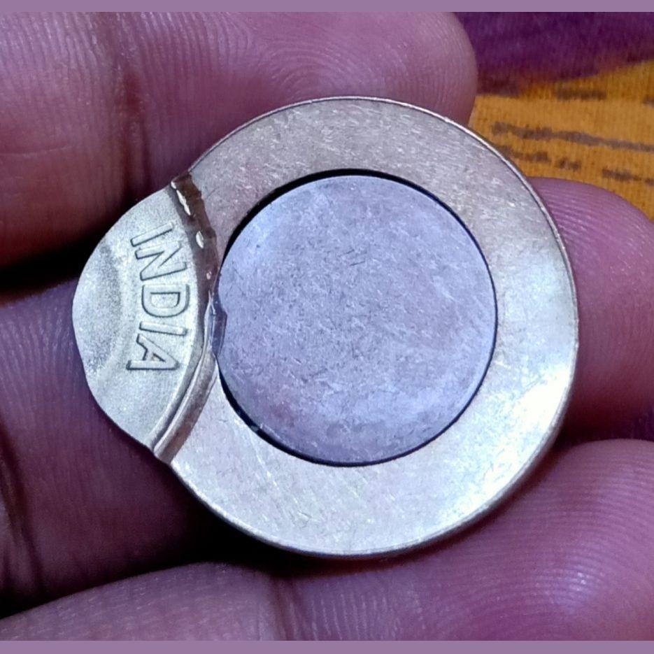 10 Rupees New Issue Massive OFF CENTER Error in UNC Grade.