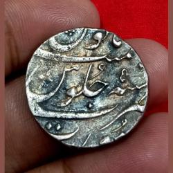 MUHAMMAD SHAH Silver Rupee Dated RY-5 "Big Flan" SURAT Mint **RARE** High Collectable Grade.