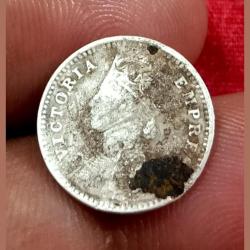 Alternative view of British India Silver 2 ANNA'S 1900 VICTORIA EMPRESS in Used Condition.