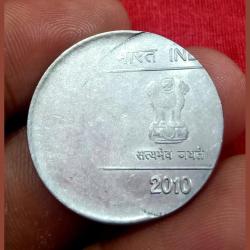 Alternative view of 2 Rupees Old Fss MUDRA Series Major OFF CENTER Error in High Collectable Grade.