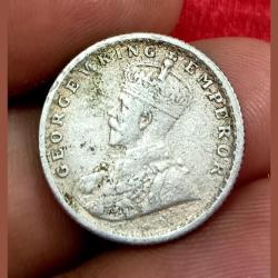 Alternative view of British India Silver 1/4 Rupee Year 1918 King GEORGE-V in High Collectable Grade.