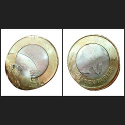 10 Rupees New Issue Major MISALIGNED OFF CENTER MAD & PARTIAL LAKHI Errors **V. RARE** UNC Grade.