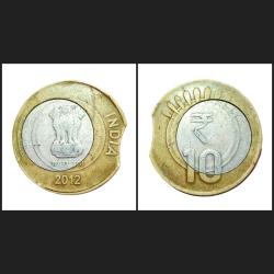 10 Rupees 2012 Major DISC OFF CENTER with CURVE CLIP CUT Error **V. RARE** Collectable Grade.