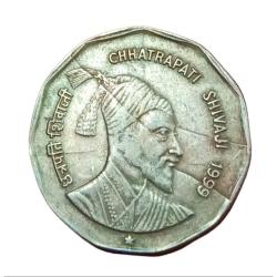 2 Rupees Cu/Ni SHIVAJI Year 1999 Hyderabad Mint MULTIPLE DIE CRACKS Error **RARE** Collectable Grade