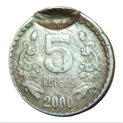 5 Rupees Cu/Ni Year 2000 VERTICAL INDENT Error in Collectable Grade.