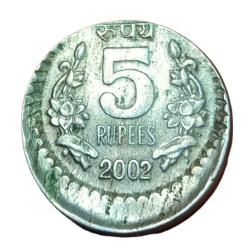 5 Rupees Cu/Ni Year 2002 Vertical OFF CENTER Error in High Collectable Grade.