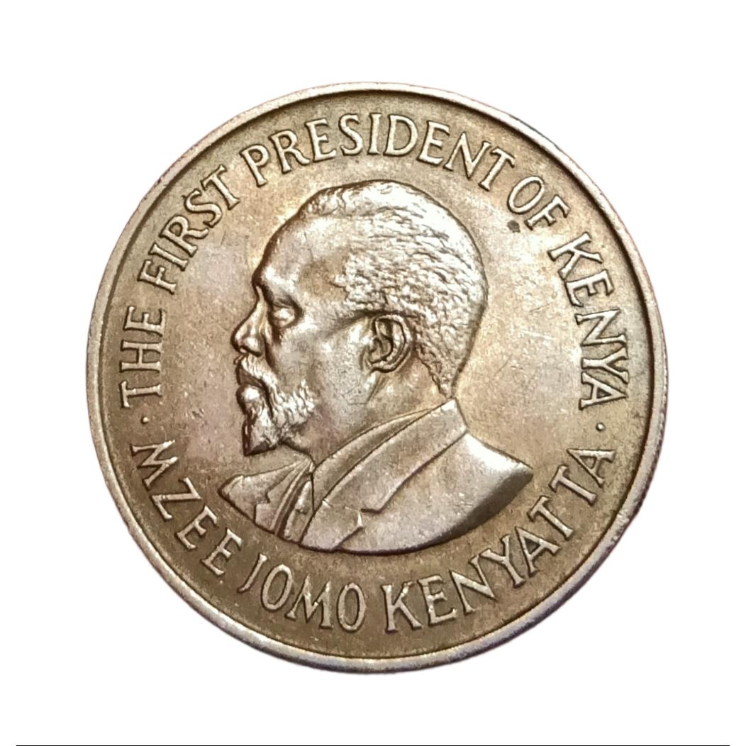 KENYA Cu/Ni 1 SHILLING Year 1971 "Big Size" MZEE JOMO KENYATTA Portrait in High Collectable Grade. - Image 2