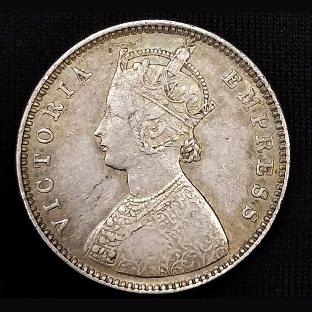 RARE HALF RUPEE 1888 VICTORIA EMPRESS WITH B MINT MARK - Image 2