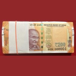Rs 200 pkt very rare date 2023 000001 to 000100 sirial pkt governor shakti kant das colector item