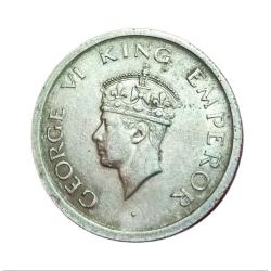 Alternative view of One Rupee Cu/Ni Year 1947 Lion Potrait LAHORE Mint King GEORGE-VI **V. SCARE** High Grade.