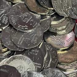 Two Rs SCARE UNC GEM COPPER NICKEL FOREIGN MINT YEAR 2000