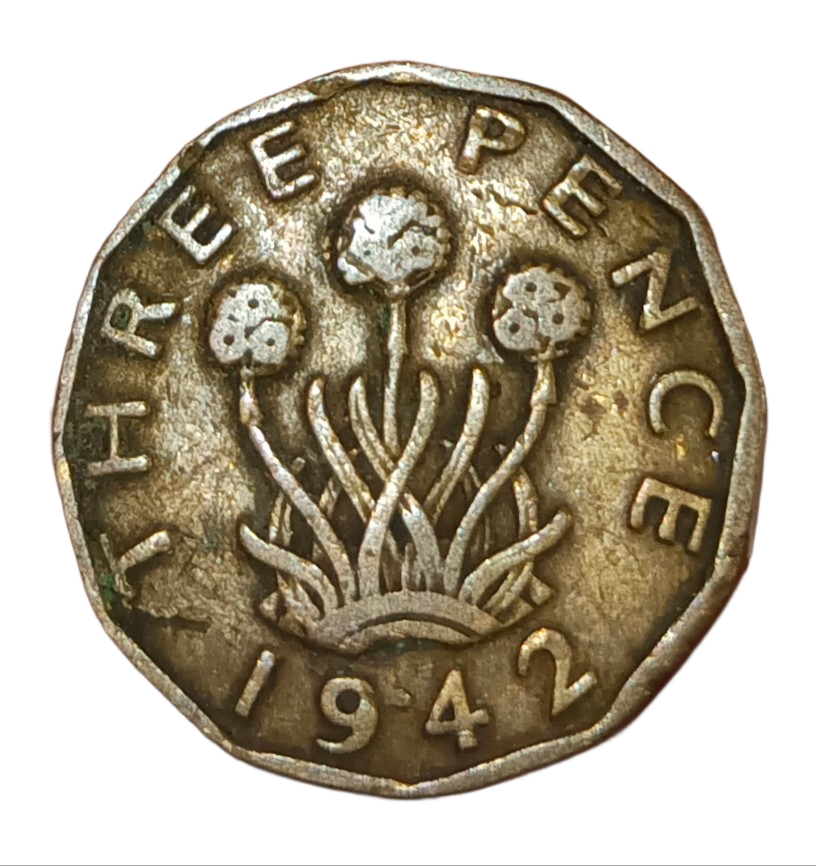 UNITED KINGDOM Brass THREE PENCE Year 1942 King GEORGE-VI Collectable Grade.