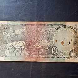 Alternative view of Reserve Bank of India 100₹ note Governor Manmohan Singh Excellent condition