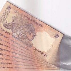 Alternative view of 10Rs Y V Reddy Sign Fancy Series 000111 to 000999 Nine Notes Unc Set