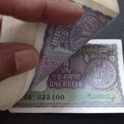 Alternative view of One Rs Big Coin Pkt Finance Secretary Manmohan Singh Year 1976 622001