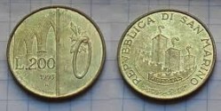 San Marino, 1993, 200 Lire, KM #300, The Gates of San Marino, Fine Condition.