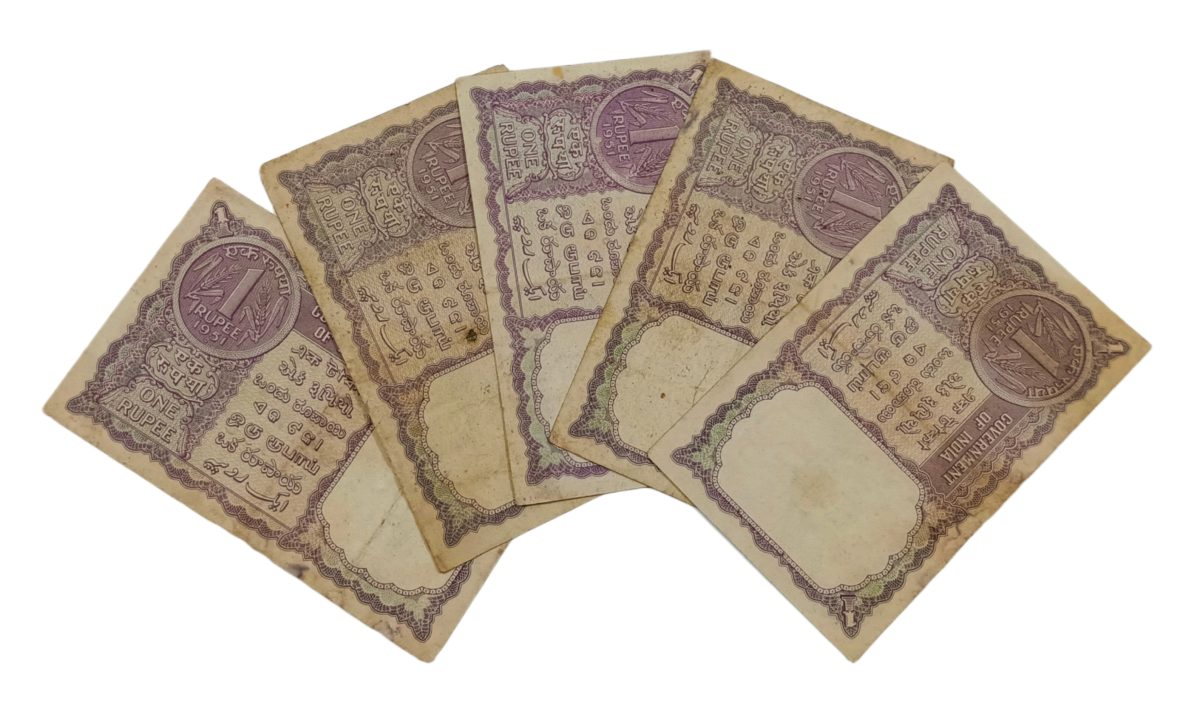 One Rupee Old Issue Year 1951 Signature H.M PATEL Mixed Lot 5 Notes **RARE** Used but Collectable Grades. - Image 2
