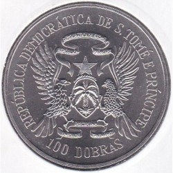 Alternative view of São Tomé and Príncipe, 100 Dobras, 1985, KM #42, 10th Anniversary of Independence, AUNC Condition.