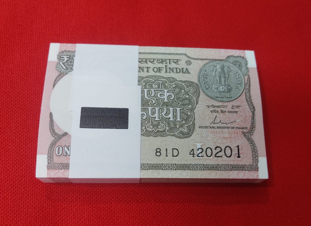 ONE RUPEES PACKIT STARTING 420 NUMBER AND ENDING 214 NUMBER