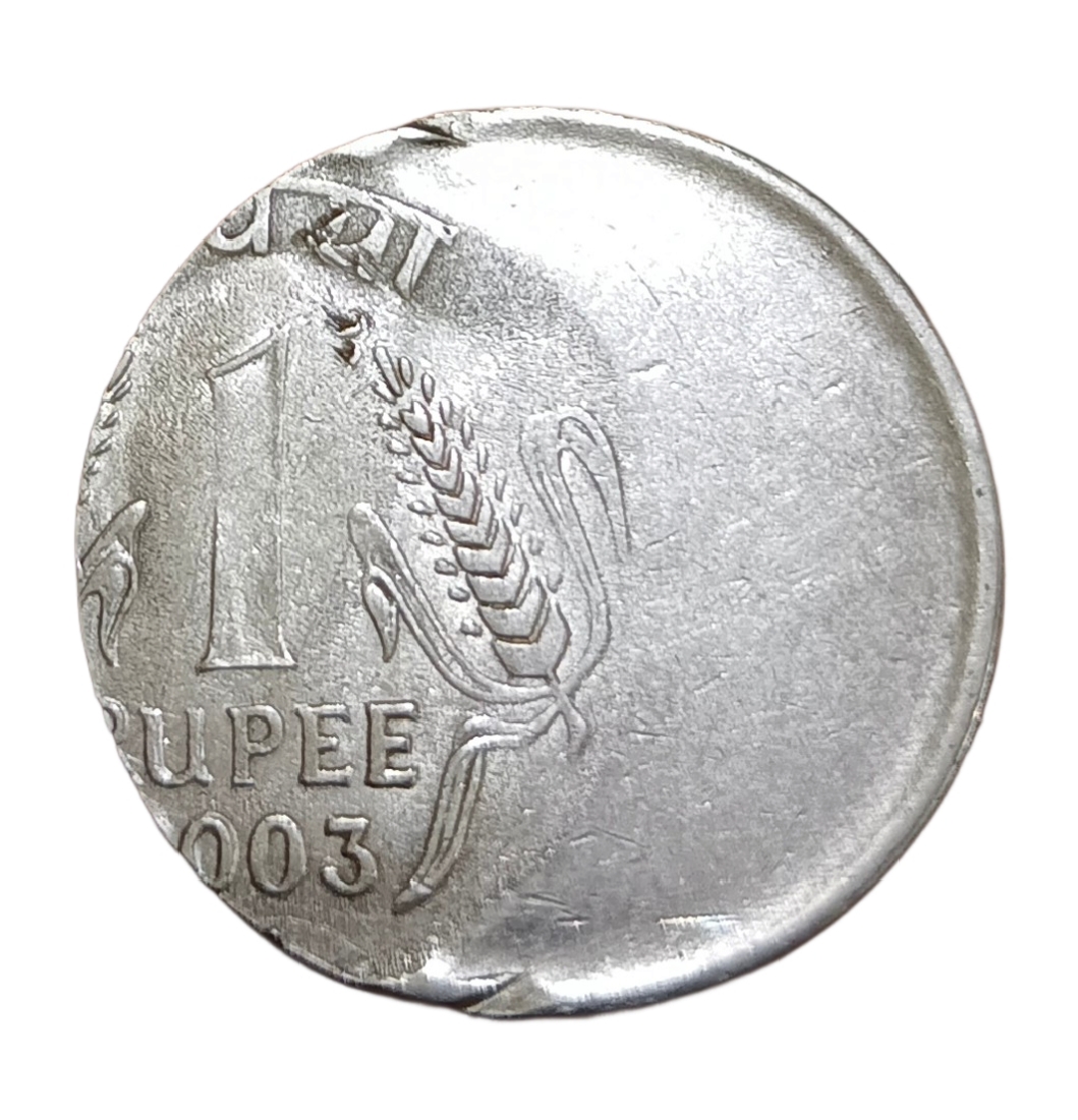 One Rupee Fss Old Corn Issue Year 2003 MAJOR OFF CENTER Error **SCARE** High Collectable Grade.