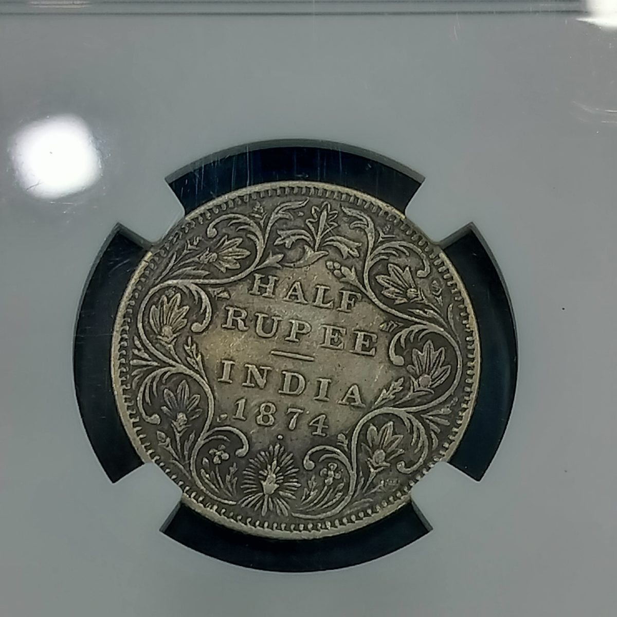1/2 RUPEE 1874 VICTORIA QUEEN NGC GRADED - Image 3