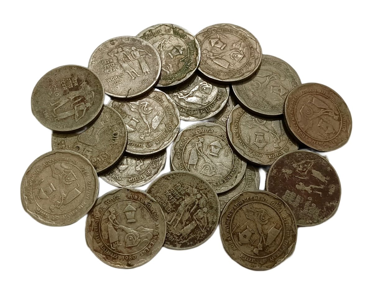 25 Paisa Cu/Ni COMMEMORATE Issue WORLD FOOD DAY & RURAL WOMEN DEVELOPMENT Mixed Lot 20 Coins **SCARE** Used Conditions.