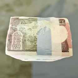 Alternative view of RS 1 INDIA BANK NOTE YEAR 2015 SEAL RIM SMALL FONT With Star Strip inside SEAL UNIQUE AND RARE