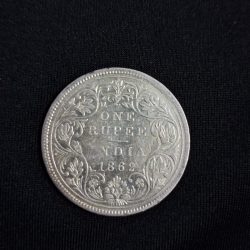 One rupees silver coin 1862 Victoria Empress