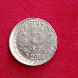 Five Rs Rare Heavy Shifted Error Coin 2010 Year Bombay Mint