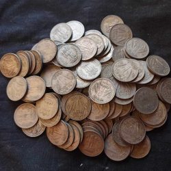 India Dabu coin 1₹ Mix date 8 gm Denomination 1 ₹ Excellent condition 100 piece