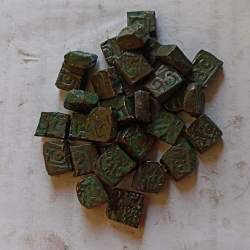 Copper Akbar Falus Conditions as image 5 piece given 900rs. Same and similar piece is available