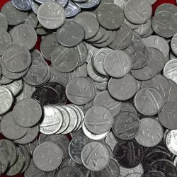 50 Paise Scare Coin 2001 Noida Mint 100 Pcs Given Gem Unc Condition