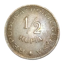 INDIA PORTUGUESE Cu/Ni 1/2 RUPIA Year 1952 Estado Da India **SCARE** High AUNC Grade.