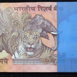 Alternative view of 10 RUPEES GOVERNOR C.RANGARAJAN (L INSERT) SERIAL PACKET