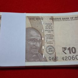 10 RUPEE PACKET STARTING 420 CHOR NUMBER GEM UNC CONDITION PACKET serial no. 420601