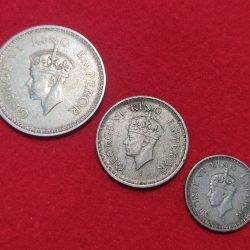 Alternative view of RARE 1943 SET ONE RUPEE HALF RUPEE QUARTER RUPEE