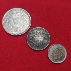 Alternative view of RARE 1943 DATE ONE RUPEE HALF RUPEE QUARTER RUPEE SET