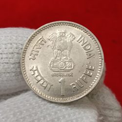Alternative view of One Rs Jawaharlal Nehru1989 Calcutta Mint Unc Condition Luster Coin